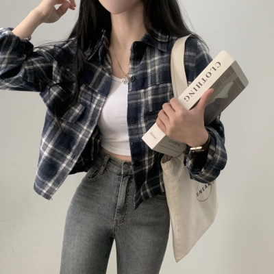 Plaid Print Crop Long Sleeve Blouse