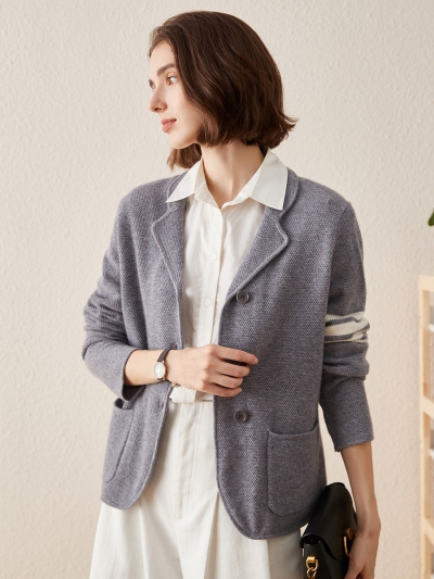 100% Cashmere Women's Striped Sleeve Knit Pocket Cardigan