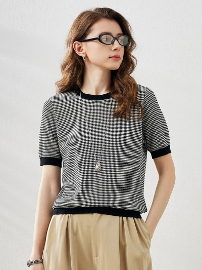 Women's Houndstooth Pattern Knit T-Shirt