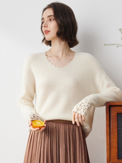 100% Cashmere Women's V-Neck Loose Knit Sweater