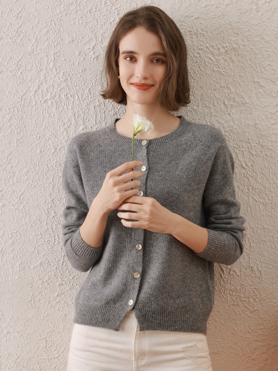 100% Wool Women's Round Neck Cardigan Sweater